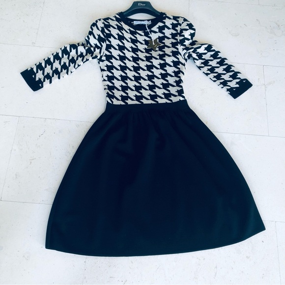 Dior Dresses & Skirts - Dior Houndstooth Long Sleeve . Dress. Size 36.